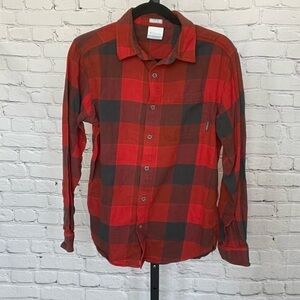 Columbia Plaid Flannel Button Down Shirt Red and Black Size Small